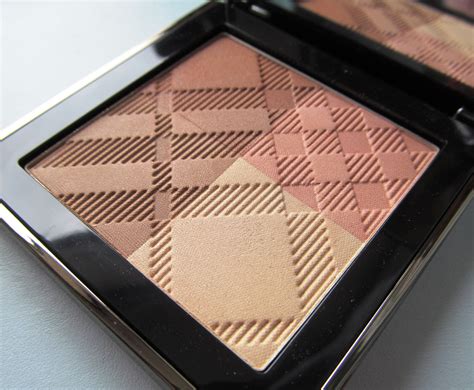 burberry sheer summer glow highlighter|burberry makeup.